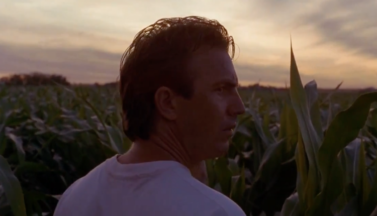 Here's 8 Classic Movie Moments In A Cornfield | That Moment In